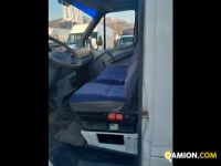 Mercedes Mod. MERCEDES Vers. MERCEDES | Leggero Cabinato <= 35 q.li Cassone fisso con Gru | INDUSTRIAL CARS S.P.A