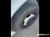 Mercedes Mod. MERCEDES Vers. MERCEDES | Leggero Cabinato <= 35 q.li Cassone fisso con Gru | INDUSTRIAL CARS S.P.A