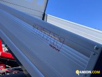 Isuzu Serie N  M30 5.2 con gru FASSI Serie N  M30 5.2 con gru FASSI | Autocarro fino 7.5t Cassone Ribaltabile | TOSCANDIA SPA