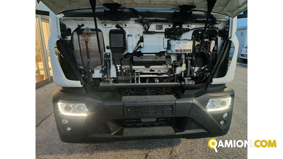 Iveco Mod. IVECO Vers. IVECO | Leggero Cabinato > 35 q.li Cassone fisso con centina con sponda | INDUSTRIAL CARS S.P.A