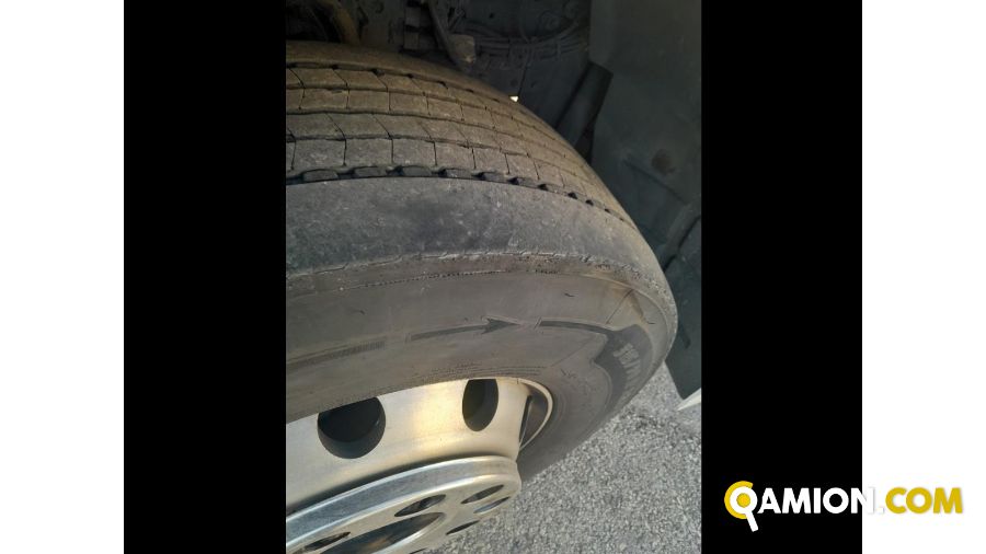 Iveco Mod. IVECO Vers. IVECO | Motrice Cassone fisso | INDUSTRIAL CARS S.P.A