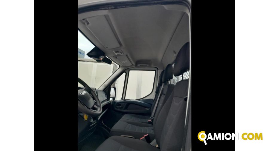 Iveco Mod. IVECO Vers. IVECO | Leggero Cabinato <= 35 q.li Cassone fisso | INDUSTRIAL CARS S.P.A