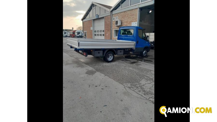Iveco Mod. IVECO Vers. IVECO | Leggero Cabinato <= 35 q.li Altro | INDUSTRIAL CARS S.P.A