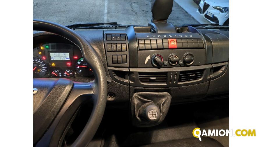 Iveco Mod. IVECO Vers. IVECO | Leggero Cabinato > 35 q.li Cassone fisso con centina con sponda | INDUSTRIAL CARS S.P.A