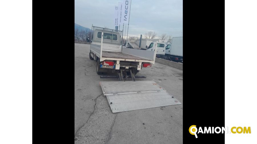 Mercedes Mod. MERCEDES V.I. Vers. MERCEDES V.I. | Leggero Cabinato <= 35 q.li Cassone fisso | INDUSTRIAL CARS S.P.A