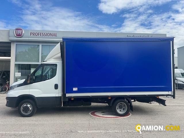 Iveco Mod. IVECO Vers. IVECO | Leggero Cabinato <= 35 q.li Cassone fisso con centina | INDUSTRIAL CARS S.P.A