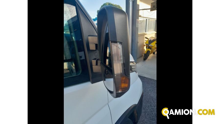 Iveco Mod. IVECO Vers. IVECO | Leggero Cabinato <= 35 q.li Cassone fisso con centina | INDUSTRIAL CARS S.P.A