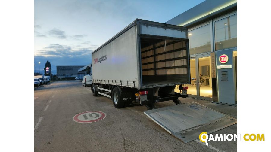 Iveco Mod. IVECO Vers. IVECO | Leggero Cabinato > 35 q.li Cassone fisso con centina con sponda | INDUSTRIAL CARS S.P.A