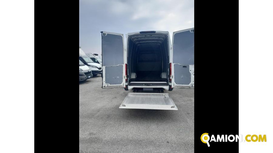 Iveco Mod. IVECO Vers. IVECO | Leggero Furgone <= 35 q.li Furgone di serie / Van | INDUSTRIAL CARS S.P.A