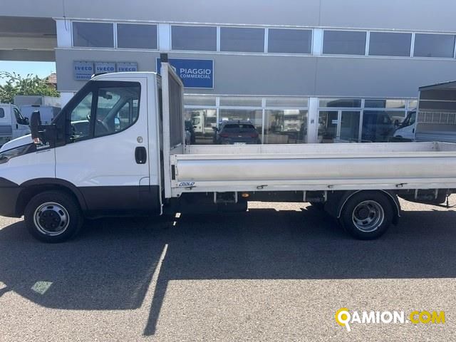 Iveco Mod. IVECO Vers. IVECO | Leggero Cabinato <= 35 q.li Cassone fisso | INDUSTRIAL CARS S.P.A
