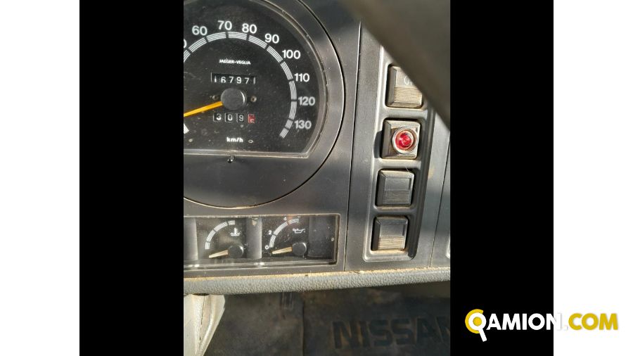 Nissan Mod. NISSAN Vers. NISSAN | Leggero Cabinato <= 35 q.li Cassone fisso con Gru | INDUSTRIAL CARS S.P.A