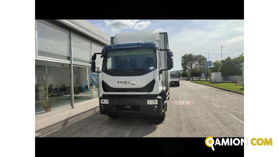 Iveco Mod. IVECO Vers. IVECO | Leggero Cabinato > 35 q.li Cassone fisso con centina con sponda | INDUSTRIAL CARS S.P.A