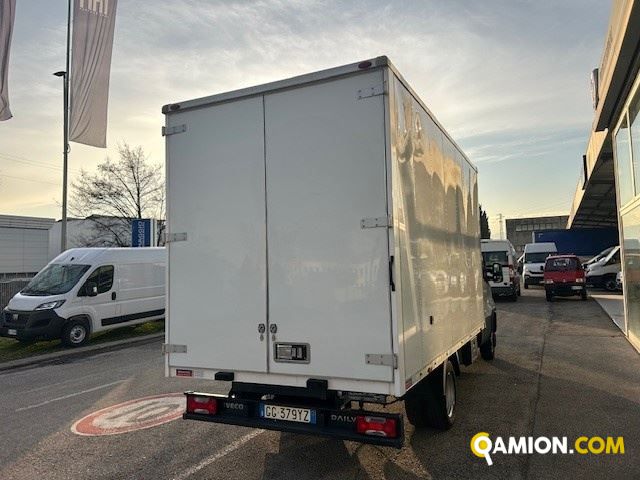 Iveco Mod. IVECO Vers. IVECO | Leggero Cabinato <= 35 q.li Furgonato | INDUSTRIAL CARS S.P.A