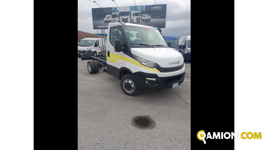 Iveco Mod. IVECO Vers. IVECO | Leggero Cabinato <= 35 q.li Telaio | INDUSTRIAL CARS S.P.A