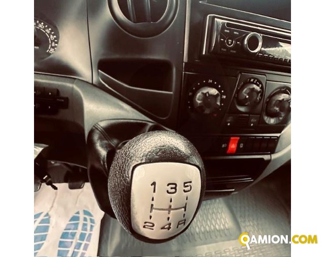 Iveco Mod. IVECO Vers. IVECO | Leggero Furgone <= 35 q.li Furgone di serie / Van | INDUSTRIAL CARS S.P.A