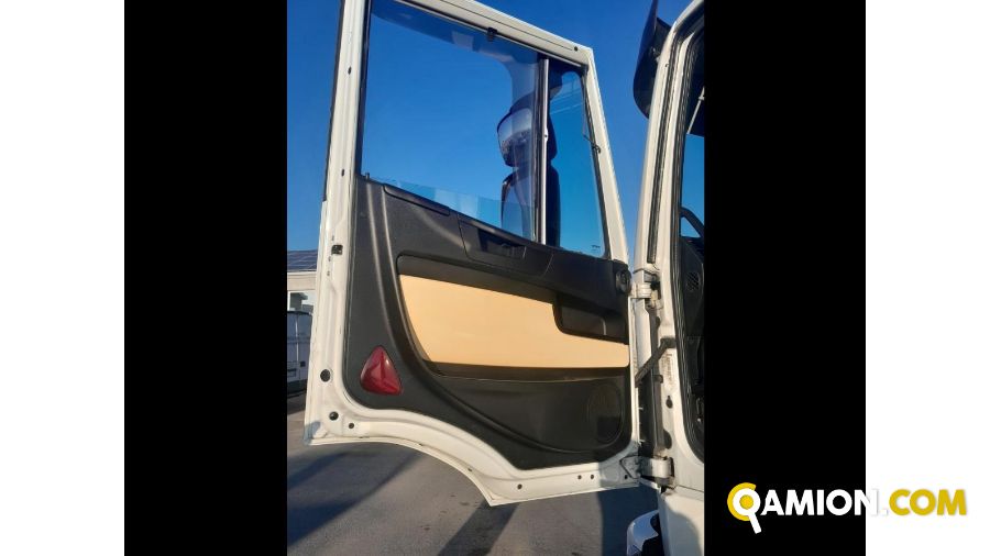 Iveco Mod. IVECO Vers. IVECO | Motrice Cassone fisso | INDUSTRIAL CARS S.P.A