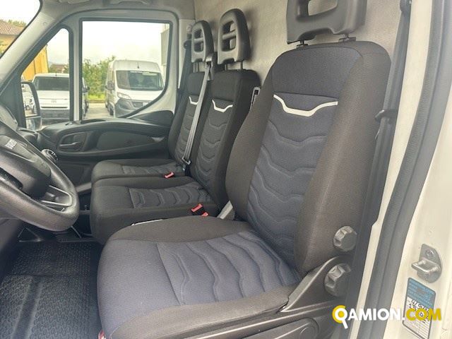 Iveco Mod. IVECO Vers. IVECO | Leggero Furgone <= 35 q.li Furgone di serie / Van | INDUSTRIAL CARS S.P.A