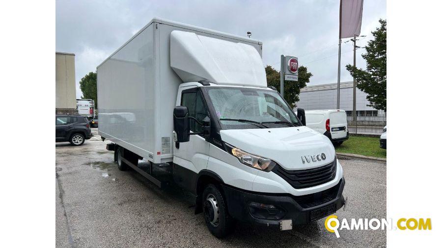 Iveco Mod. IVECO Vers. IVECO | Leggero Cabinato <= 35 q.li Furgonato con sponda | INDUSTRIAL CARS S.P.A