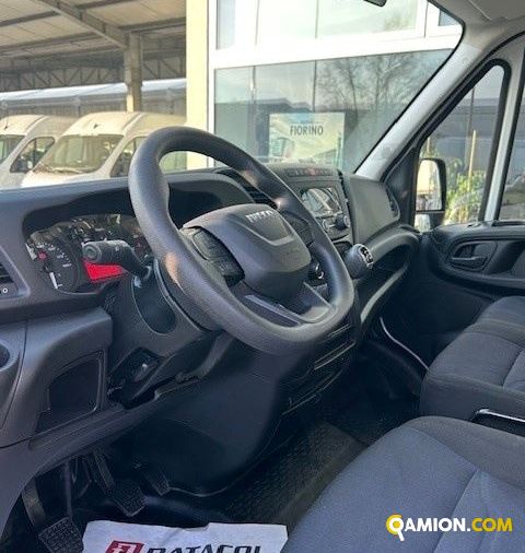 Iveco Mod. IVECO Vers. IVECO | Leggero Cabinato <= 35 q.li Furgonato | INDUSTRIAL CARS S.P.A