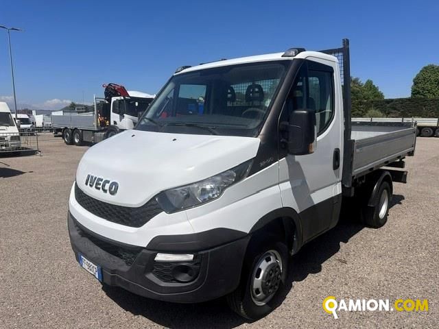Iveco Mod. IVECO Vers. IVECO | Leggero Cabinato <= 35 q.li Cassone Ribaltabile | INDUSTRIAL CARS S.P.A