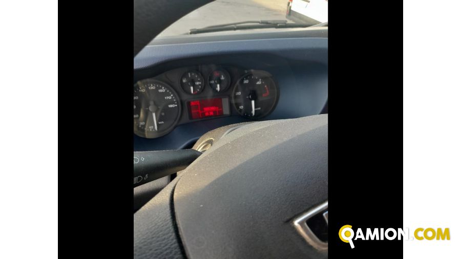 Iveco Mod. IVECO Vers. IVECO | Leggero Cabinato <= 35 q.li Cassone fisso con centina | INDUSTRIAL CARS S.P.A