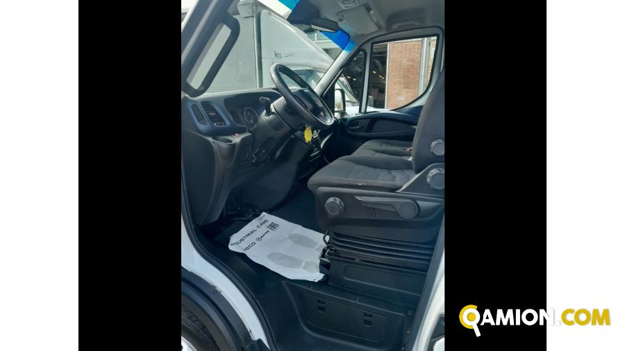 Iveco Mod. IVECO Vers. IVECO | Leggero Cabinato <= 35 q.li Altro | INDUSTRIAL CARS S.P.A