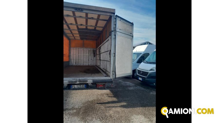 Iveco Mod. IVECO Vers. IVECO | Leggero Cabinato <= 35 q.li Cassone fisso con centina | INDUSTRIAL CARS S.P.A