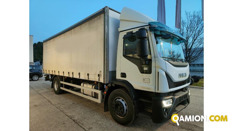 Iveco Mod. IVECO Vers. IVECO | Leggero Cabinato > 35 q.li Cassone fisso con centina con sponda | INDUSTRIAL CARS S.P.A