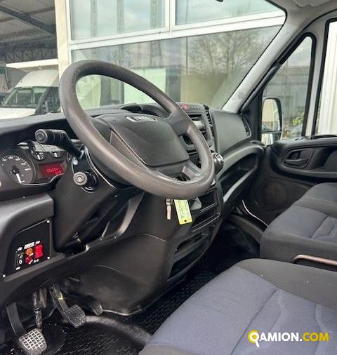 Iveco Mod. IVECO Vers. IVECO | Leggero Cabinato <= 35 q.li Cassone Ribaltabile | INDUSTRIAL CARS S.P.A