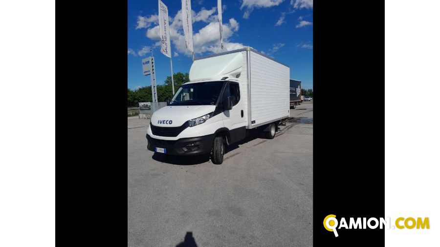 Iveco Mod. IVECO Vers. IVECO | Leggero Cabinato <= 35 q.li Furgonato con sponda | INDUSTRIAL CARS S.P.A