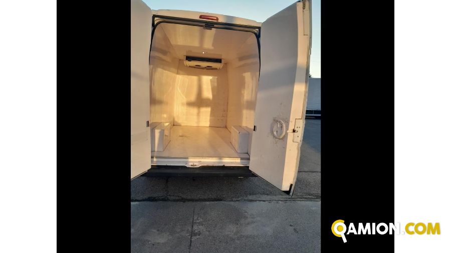Peugeot Mod. PEUGEOT Vers. PEUGEOT | Leggero Furgone <= 35 q.li Isotermico con gruppo frigo | INDUSTRIAL CARS S.P.A