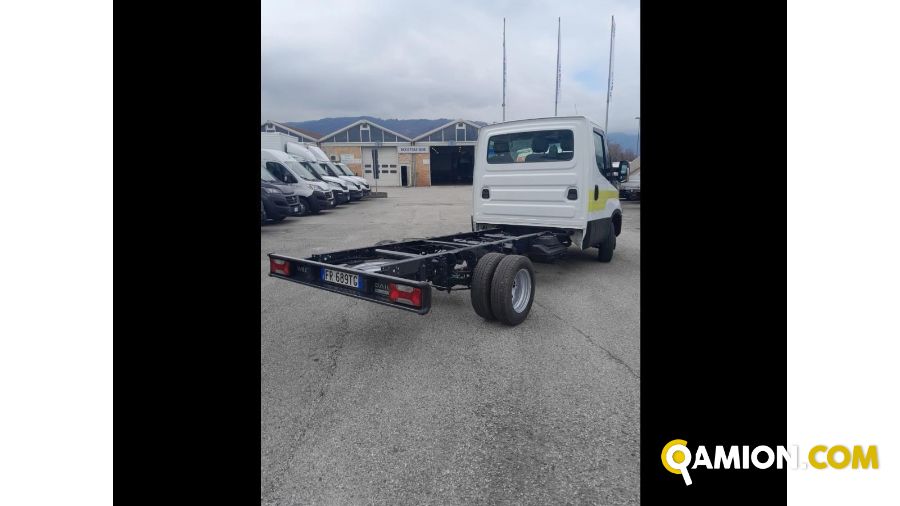 Iveco Mod. IVECO Vers. IVECO | Leggero Cabinato <= 35 q.li Telaio | INDUSTRIAL CARS S.P.A