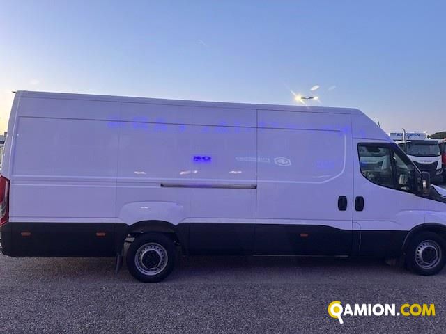 Iveco Mod. IVECO Vers. IVECO | Leggero Furgone <= 35 q.li Furgone di serie / Van | INDUSTRIAL CARS S.P.A