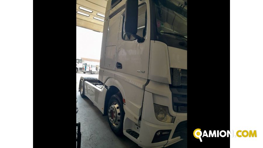 Mercedes Mod. MERCEDES V.I. Vers. MERCEDES V.I. | Trattore Trattore | INDUSTRIAL CARS S.P.A