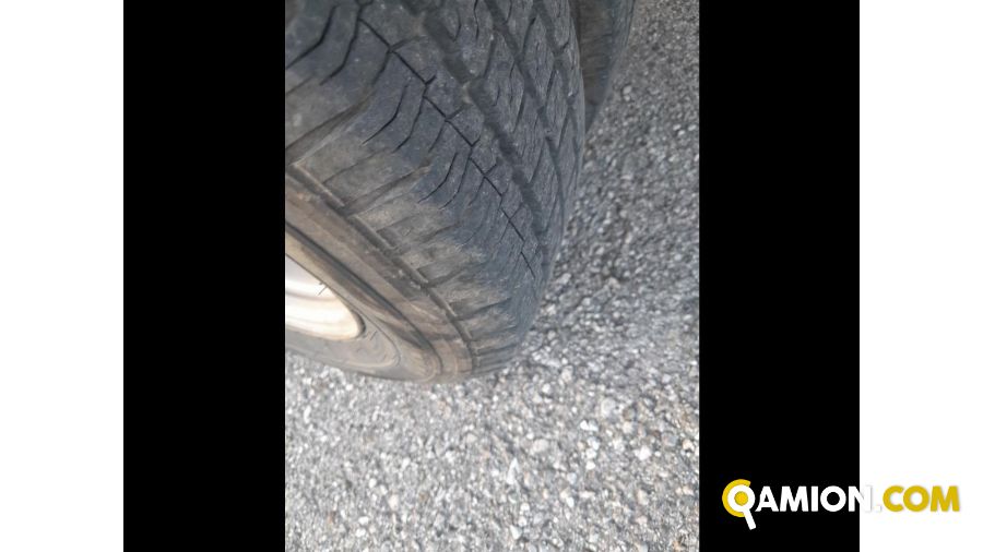 Mercedes Mod. MERCEDES Vers. MERCEDES | Leggero Cabinato <= 35 q.li Cassone fisso con Gru | INDUSTRIAL CARS S.P.A