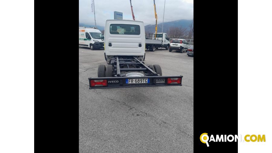Iveco Mod. IVECO Vers. IVECO | Leggero Cabinato <= 35 q.li Telaio | INDUSTRIAL CARS S.P.A