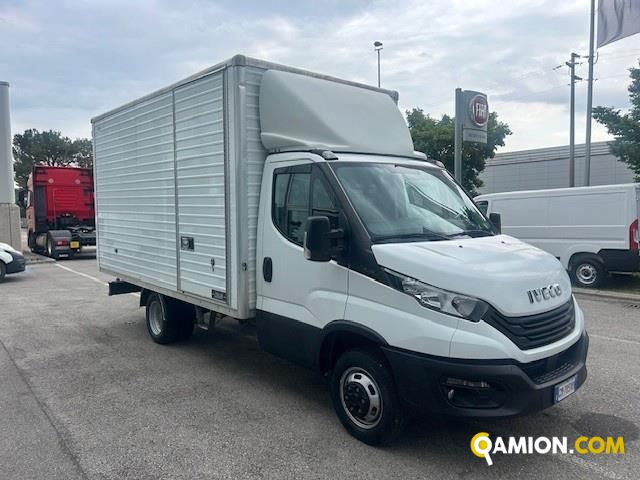 Iveco Mod. IVECO Vers. IVECO | Leggero Furgone <= 35 q.li Furgone di serie / Van | INDUSTRIAL CARS S.P.A