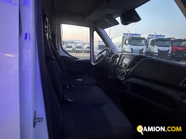 Iveco Mod. IVECO Vers. IVECO | Leggero Furgone <= 35 q.li Furgone di serie / Van | INDUSTRIAL CARS S.P.A