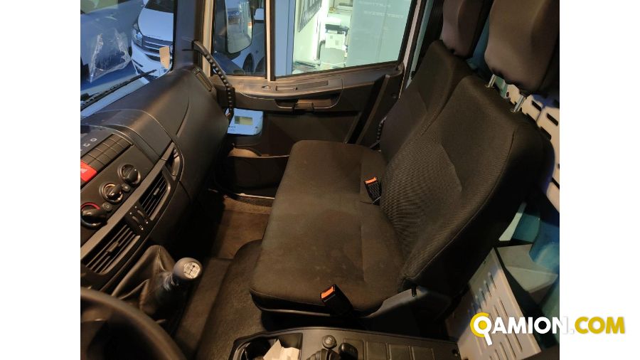 Iveco Mod. IVECO Vers. IVECO | Leggero Cabinato > 35 q.li Cassone fisso con centina con sponda | INDUSTRIAL CARS S.P.A