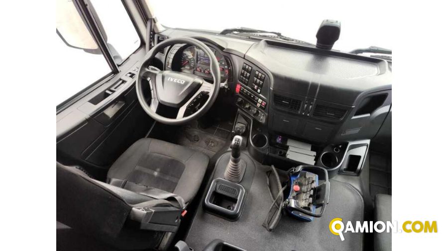 Iveco AT320S46Y/PS GRU CON CASSONE AT320S46Y/PS GRU CON CASSONE Altro | Milano Industrial S.P.A.