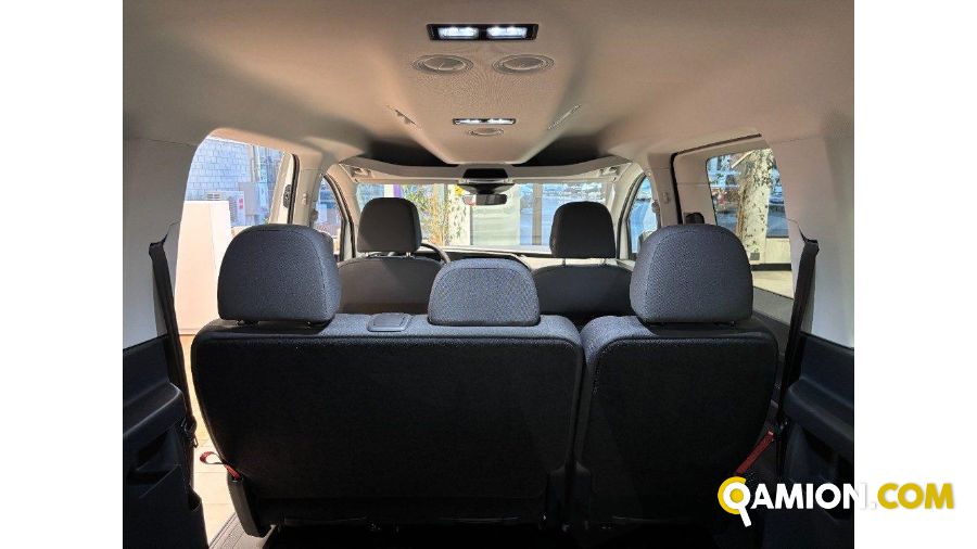 Volkswagen CADDY 2.0 TDI 122 CV Autocarro DSG Space Maxi Monovolume | TOSCANDIA SPA