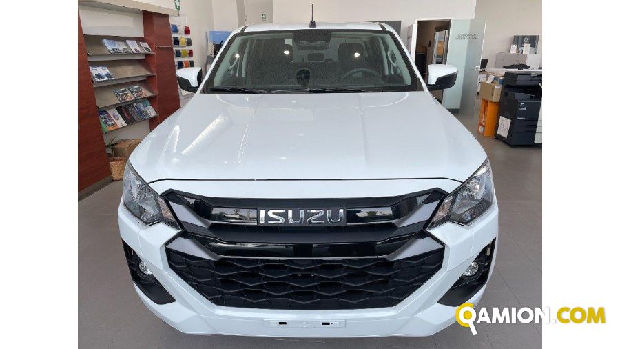 Isuzu D-MAX 1.9 td crew N60BB 4x4 auto 4/5-Porte | TOSCANDIA SPA