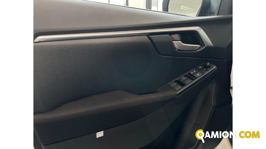 Isuzu D-MAX 1.9 td crew N60BB 4x4 auto 4/5-Porte | TOSCANDIA SPA