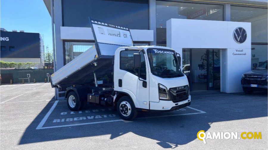Isuzu Serie N  M27 Serie N  M27 | Autocarro fino 7.5t Cassone Ribaltabile | TOSCANDIA SPA