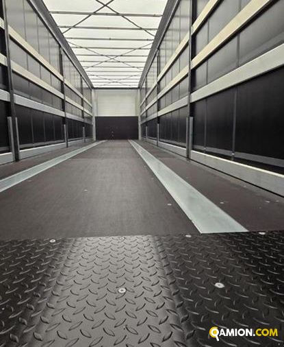 KOGEL Cargo Centinato alla Francese | Semirimorchio Centina | TOSCANDIA SPA