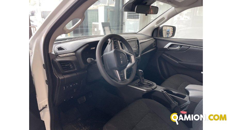 Isuzu D-MAX 1.9 td crew N60BB 4x4 auto 4/5-Porte | TOSCANDIA SPA