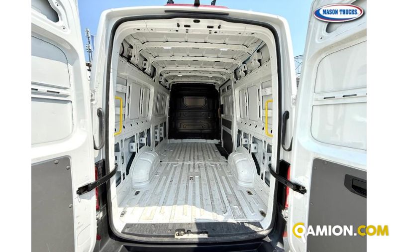Volkswagen CRAFTER CRAFTER | Mason Trucks