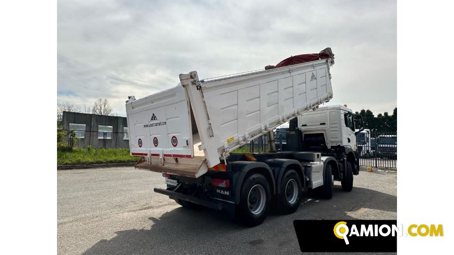 Man TGS 8x4 Ribaltabile trilaterale 2022 | USED TRUCK S.R.L.