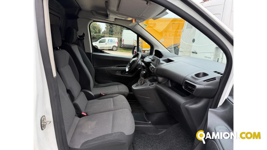 Peugeot Partner 1.6 bluehdi 100cv L1  Partner 1.6 bluehdi 100cv L1 