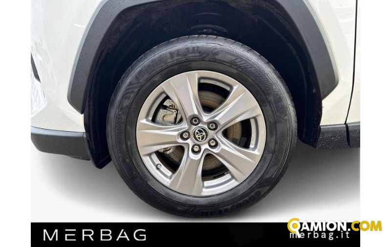 Toyota RAV4 2.5 HV (218CV) E-CVT 2WD Active | Automobile Altro | Merbag S.p.A.